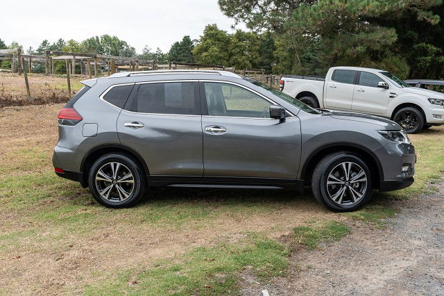 2021 Nissan X-Trail ST-L 7 seats