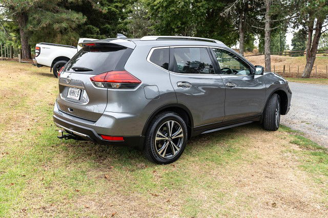 2021 Nissan X-Trail ST-L 7 seats