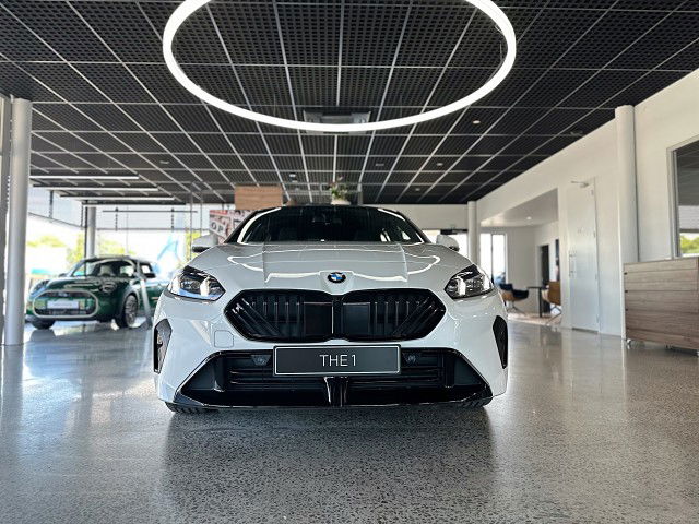2025 BMW 1 Series 120 Hatch
