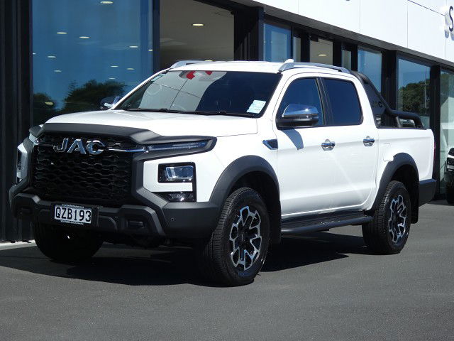 2024 JAC T9 2.0D/4Wd/8At