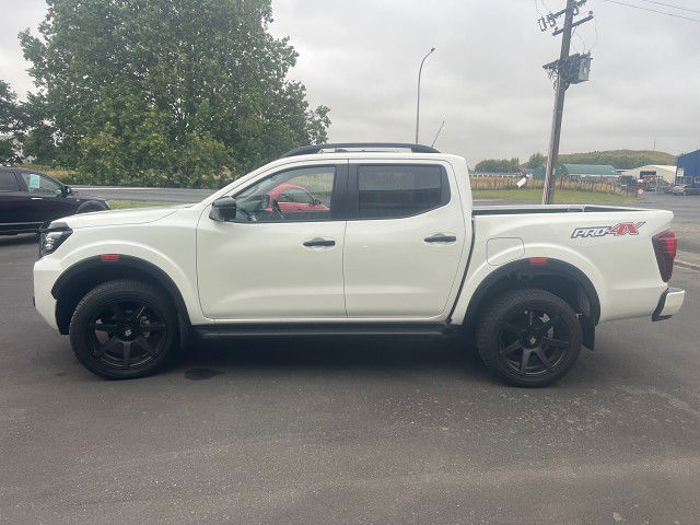 2024 Nissan Navara PRO-4X