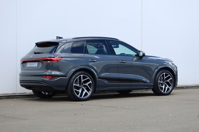 2025 Audi Q6 SUV e-tron 225kw