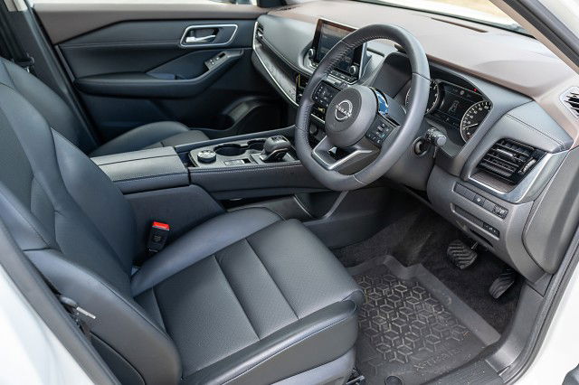 2024 Nissan X-Trail ST-L 4WD 7 Seats