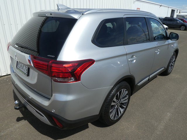 2021 Mitsubishi Outlander LS 4WD
