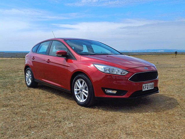 2016 Ford Focus Trend 1.5p/6at EcoBoost