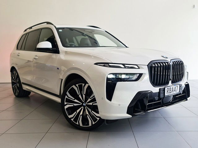 2025 BMW X7 Xdrive 40d Connoisseur Suite - M Sport Pro