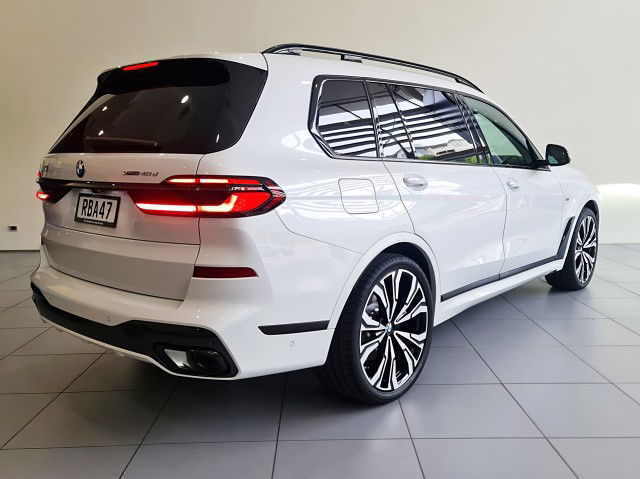 2025 BMW X7 Xdrive 40d Connoisseur Suite - M Sport Pro