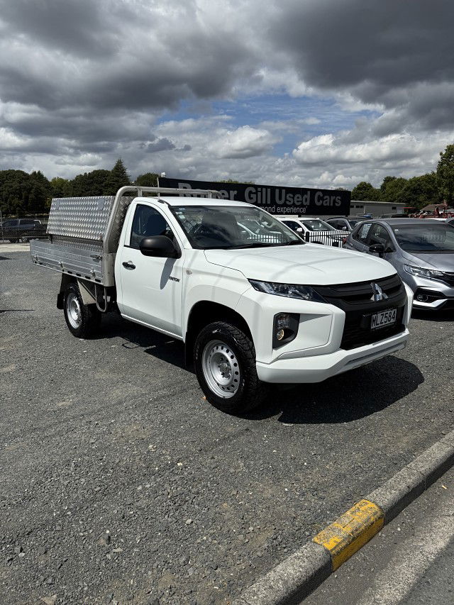 2019 Mitsubishi Triton GLX 4WD