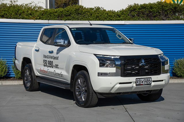 2025 Mitsubishi Triton 2.4D GLX-R 4x4 6-sp auto