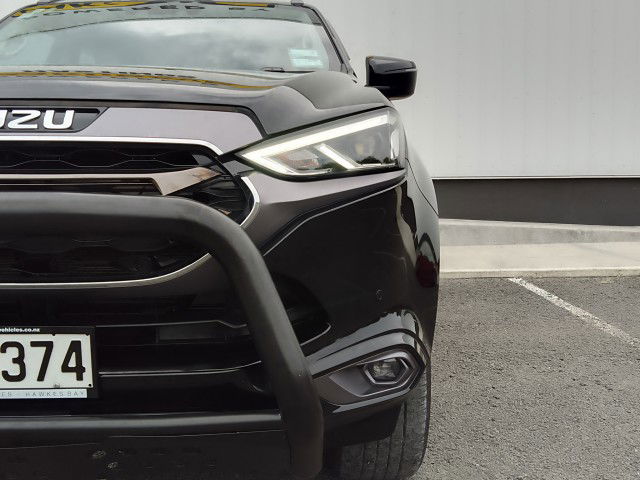 2024 Isuzu MU-X LS-T 3.0D PE (UJOR306)