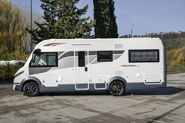 2025 Roller Team Pegaso 745 A-Class With Rear Lounge