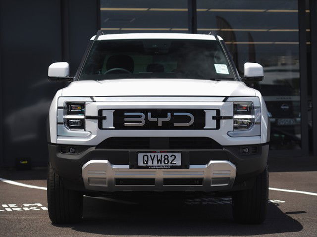 2025 BYD Shark 6 Premium PHEV AWD Ute