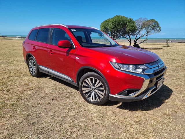 2021 Mitsubishi Outlander Ls 2.4 - 7 seater