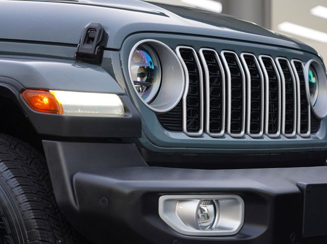 2025 Jeep Wrangler JL  Overland 2.0P 4WD 4Dr Wagon