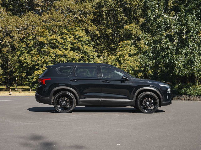 2022 Hyundai Santa Fe TM Hybrid 1.6PHT AWD BLACK EDITION