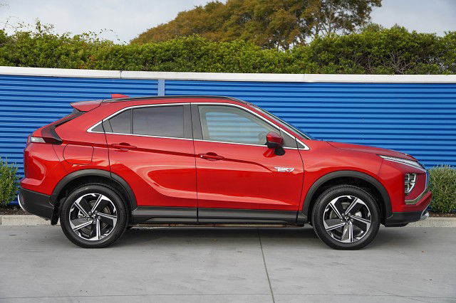 2024 Mitsubishi Eclipse Cross PHEV XLS 4WD