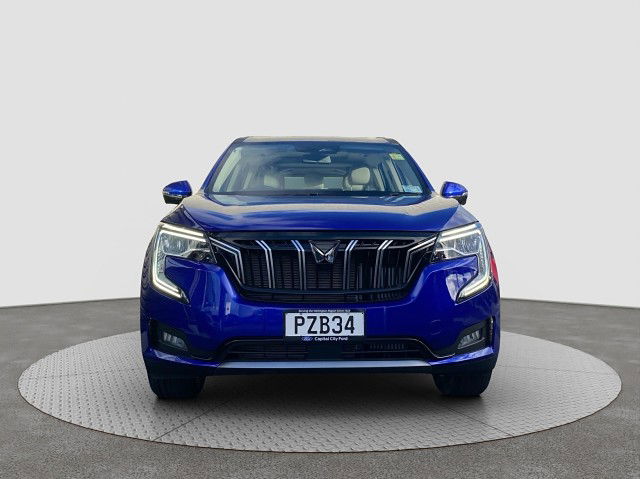 2023 Mahindra XUV700 AX7L 2.0PT 2WD