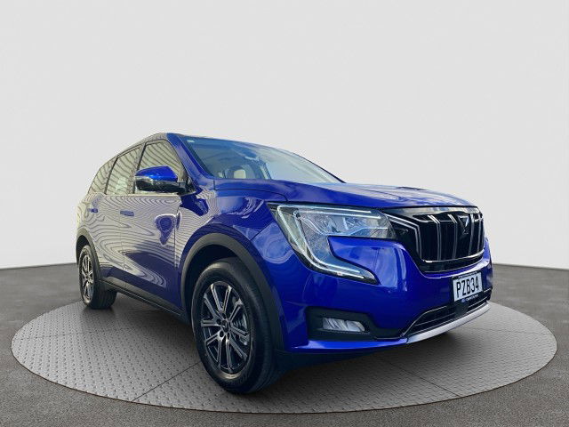 2023 Mahindra XUV700 AX7L 2.0PT 2WD
