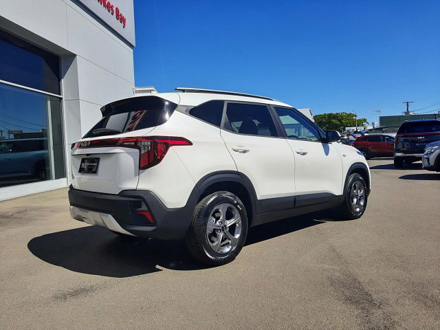 2025 Kia Seltos LX 2.0P