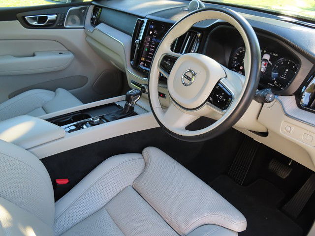 2021 Volvo XC60 T5 AWD Inscription