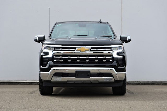 2025 Chevrolet Silverado GMSV Silverado 1500 LTZ Premium