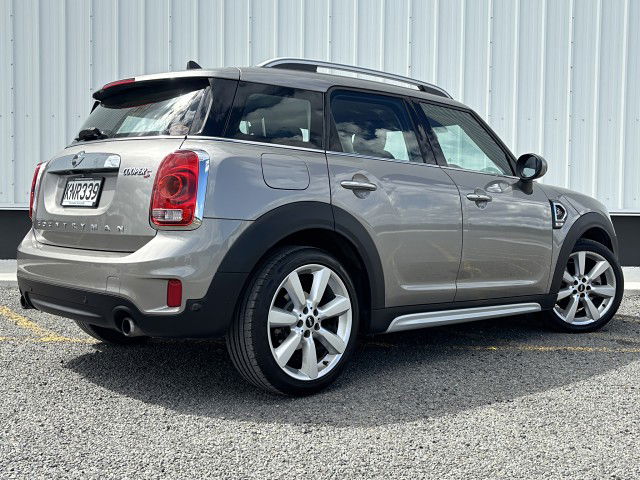 2017 MINI Countryman Cooper S 2.0pt/8at