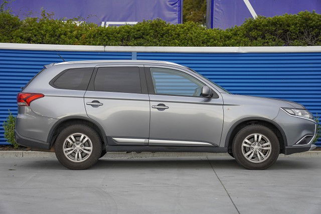 2016 Mitsubishi Outlander LS 2.0 5-seats