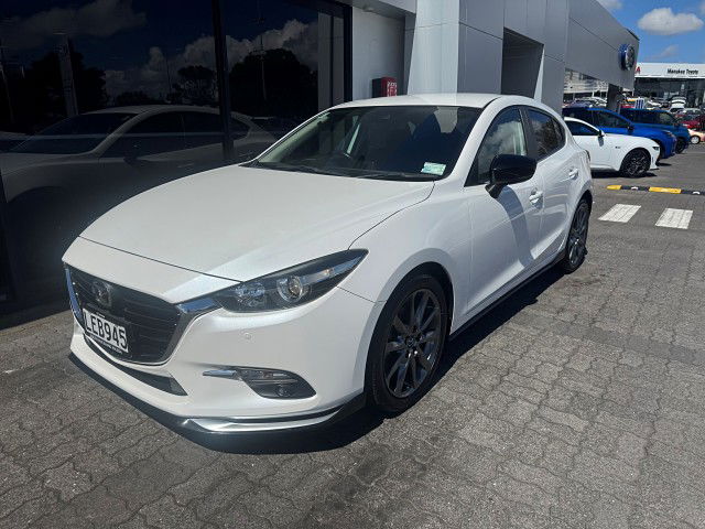 2018 Mazda 3 SP25