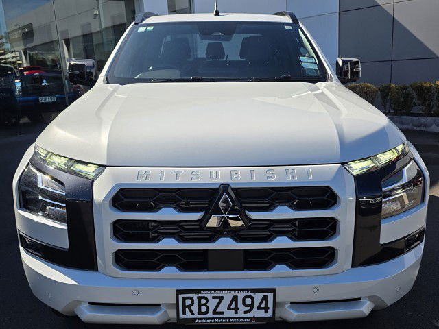 2025 Mitsubishi Triton Dc Vrx 4Wd 6At 2.4Dt
