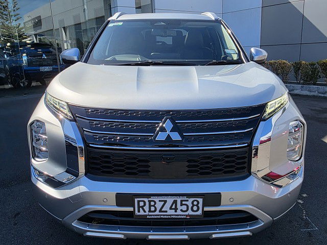 2025 Mitsubishi Outlander Vrx 2.5P/Cvt