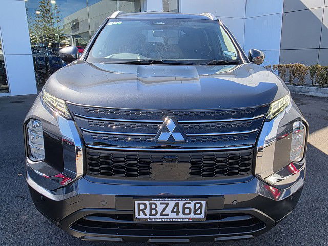 2025 Mitsubishi Outlander Ls 2.5P/Cvt
