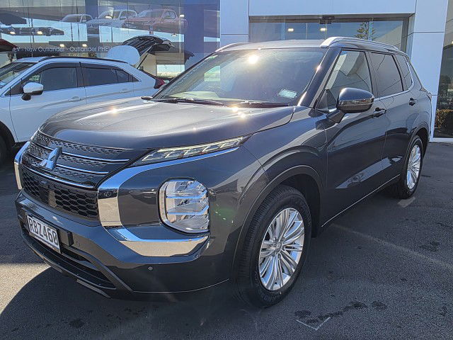2025 Mitsubishi Outlander Ls 2.5P/Cvt