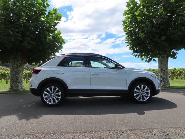 2024 Volkswagen T-Roc Life +   2WD 1.4 TSI