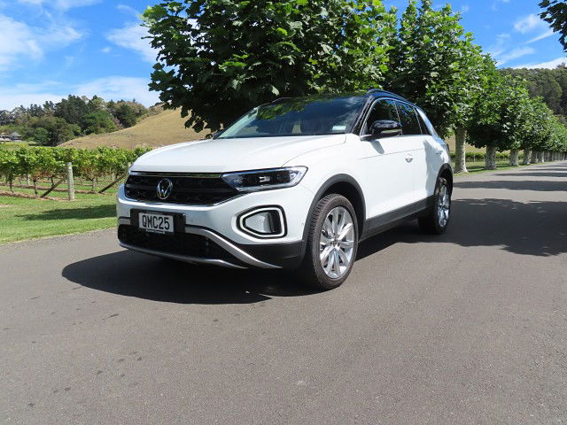 2024 Volkswagen T-Roc Tsi Life 2wd 1.4pt