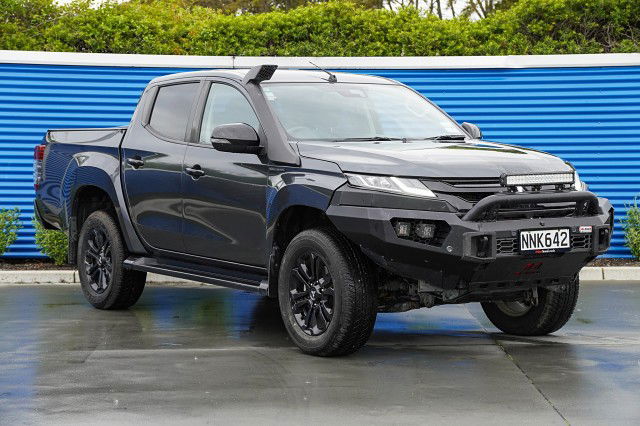 2021 Mitsubishi Triton DC Glsb 4WD 6AT 2.4D