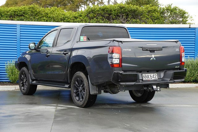 2021 Mitsubishi Triton DC Glsb 4WD 6AT 2.4D