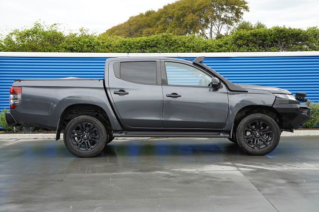 2021 Mitsubishi Triton DC Glsb 4WD 6AT 2.4D