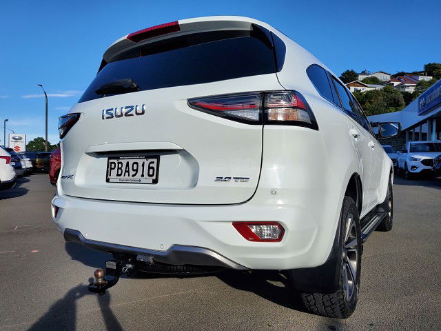 2022 Isuzu MU-X 3.0 Diesel 4WD 7 Seater NZ New