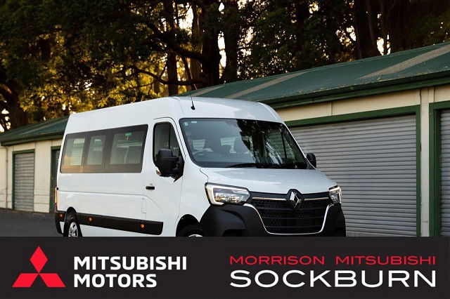 2024 Renault Master Minibus 12 Seater