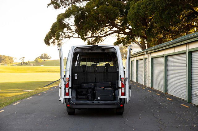 2024 Renault Master Minibus 12 Seater