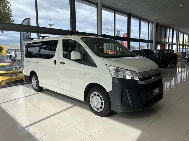 2020 Toyota Hiace Zr Gvn 2.8Dt/6At