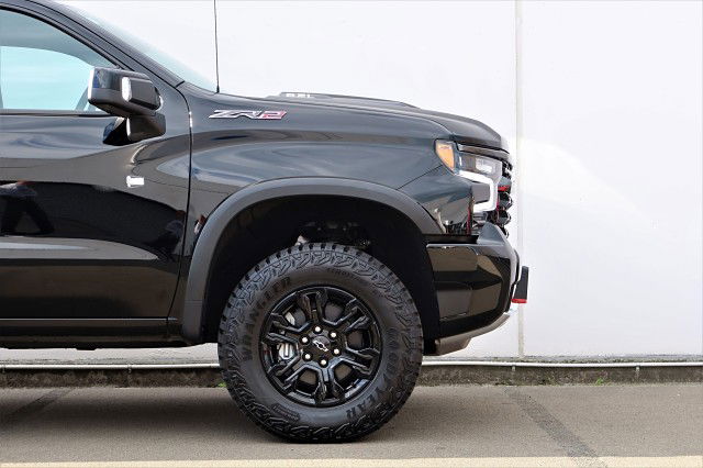 2025 Chevrolet Silverado GMSV Silverado 1500 ZR2