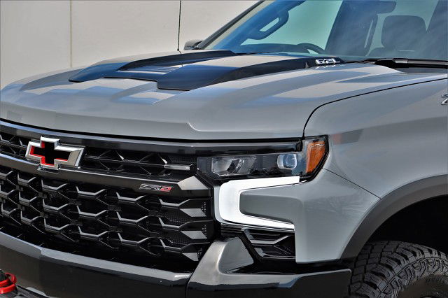 2025 Chevrolet Silverado GMSV Silverado 1500 ZR2