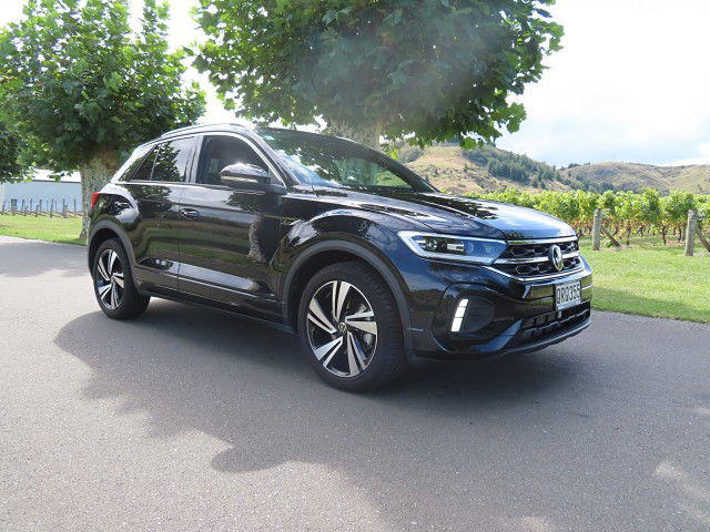 2024 Volkswagen T-Roc R-Line