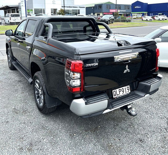 2024 Mitsubishi Triton VRX 4WD DC 2.4D 6AT