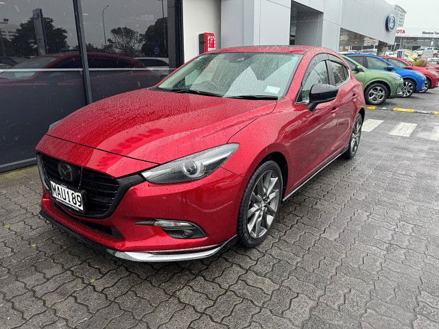 2019 Mazda 3 SP25 LIMITED