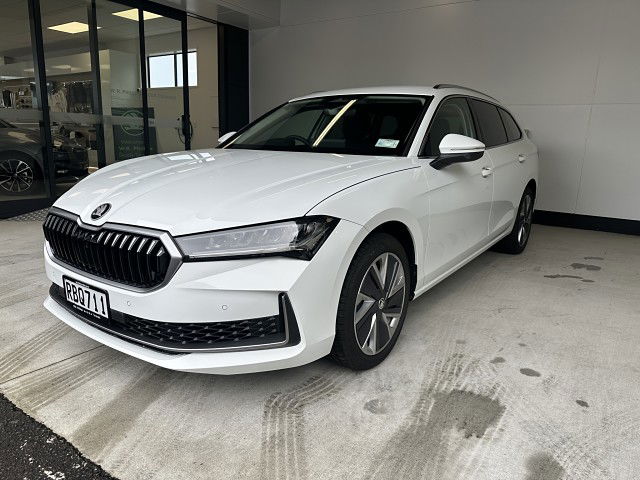 2025 Skoda Superb Wagon TSI 195kW 4x4