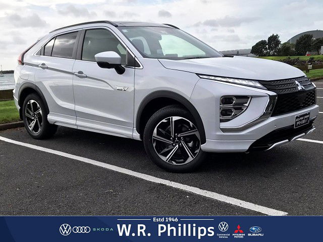 2024 Mitsubishi Eclipse Cross PHEV VRX 4WD