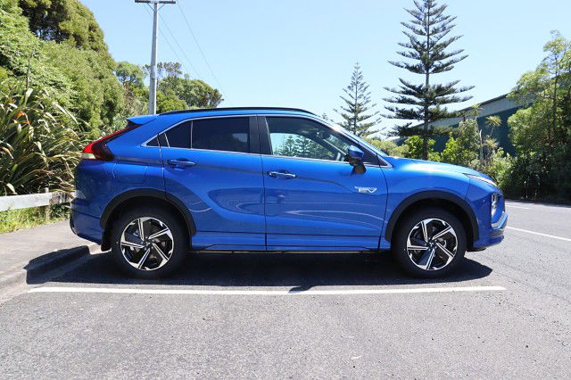 2024 Mitsubishi Eclipse Cross PHEV VRX 4WD
