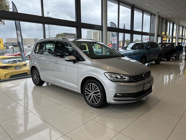 2022 Volkswagen Touran Highline 110Kw Sg 1.